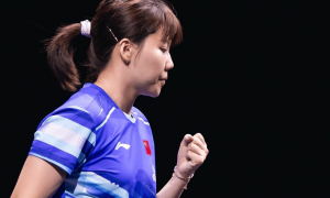 原创 
            3-0！连胜两大华裔高手，陈幸同晋级八强，下轮静待日本内战胜者