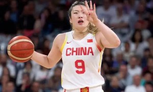 李梦落选宫鲁鸣顶着巨大压力 多数主帅难有此魄力