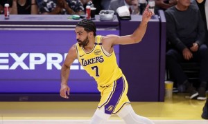 文森特谈团建活动:能让大家了解彼此 这能起到长远作用