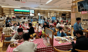 “西贝文学”连环翻车,魔幻营销的背后,是贾老板的迷之自信