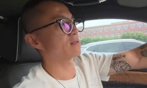 著名车评人出车祸,驾驶劳斯莱斯电车撞车,口头禅:这你受得了吗