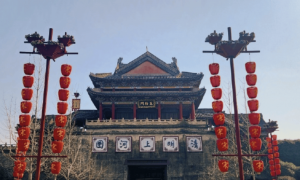 横店评论区沦陷!回应表明不会取消跟韩合作,惹怒网友遭疯狂投诉