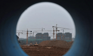 知名专家现惊人言论!房价下跌,最受伤的不是有钱人,而是普通老百姓?