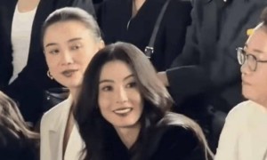 当45岁宋佳与45岁张柏芝站在一起,我才明白什么叫顶级自律